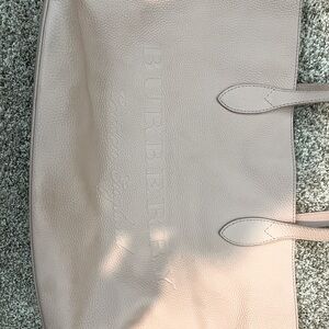 Burberry tote bag